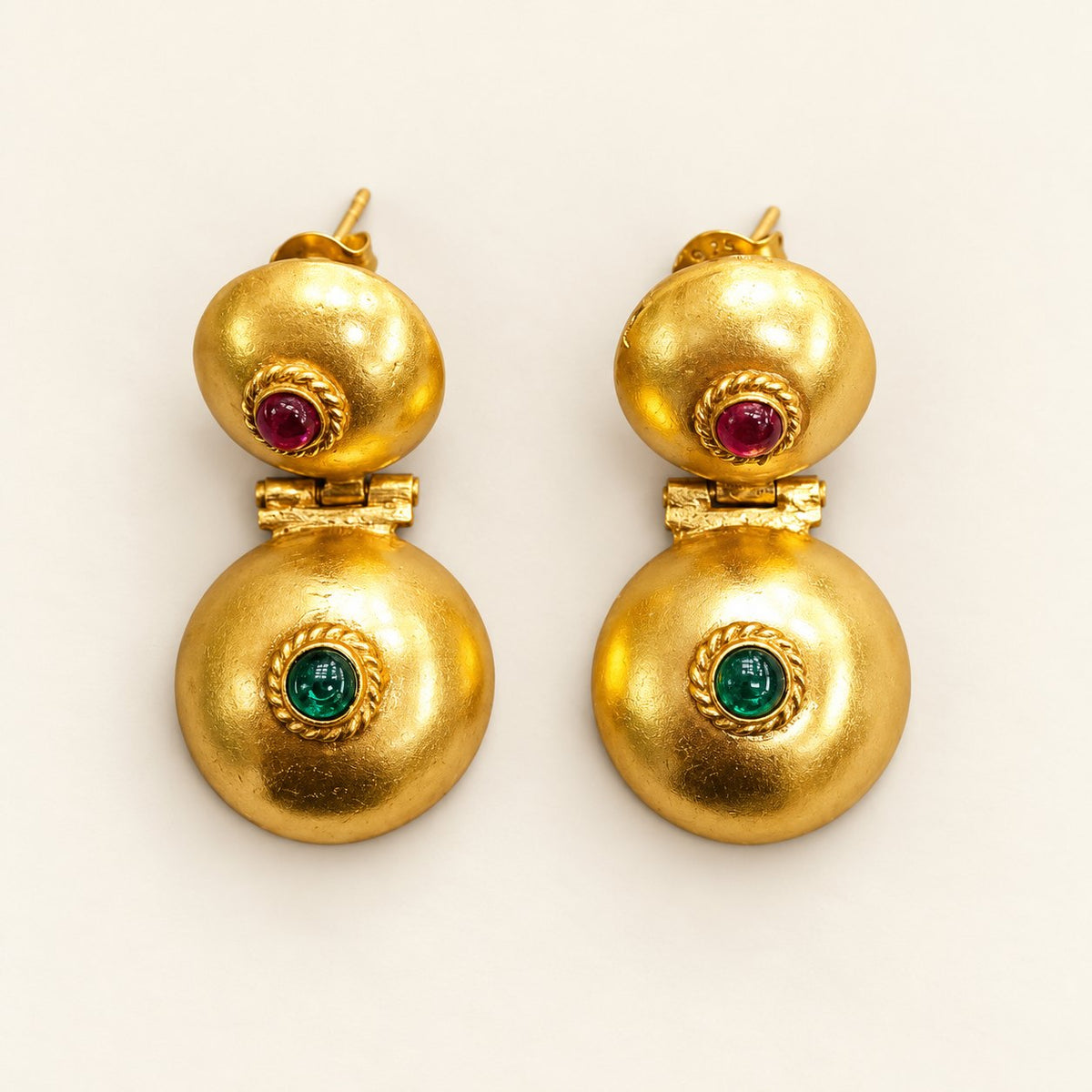 Dvaya Ratna Stud Earrings, photo 2