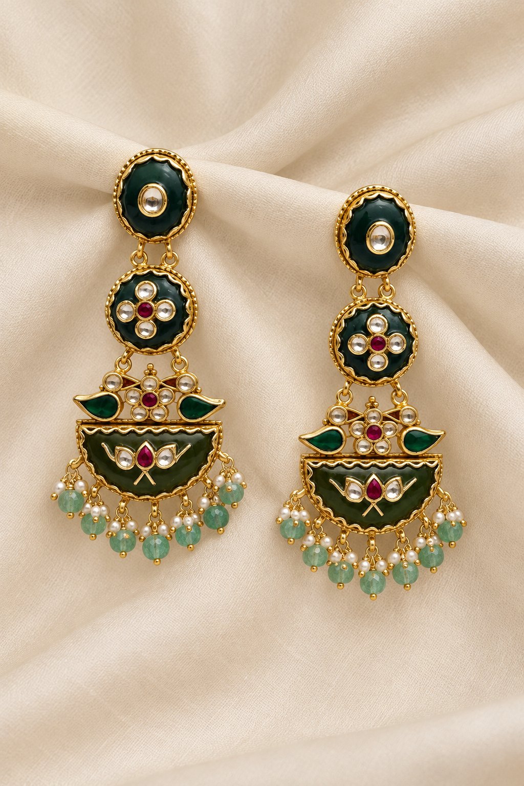 Emerald Mayura Chandbalis, photo 2