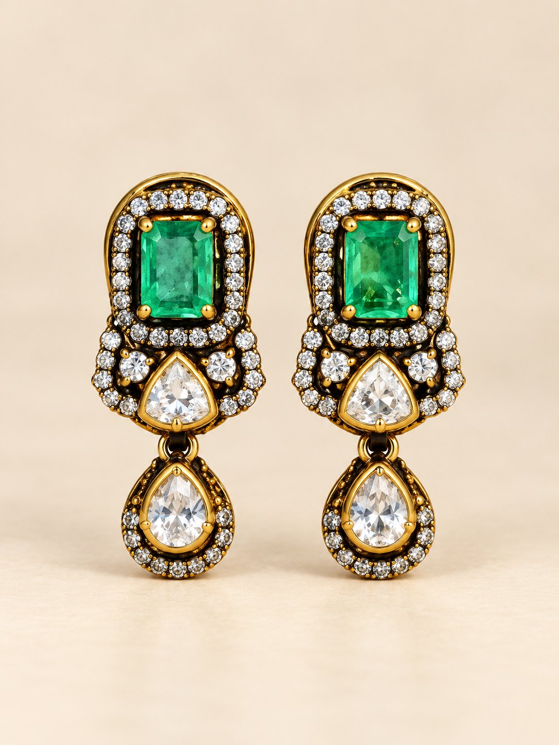 Emerald Rajsi Kundan Pendant Set, photo 2