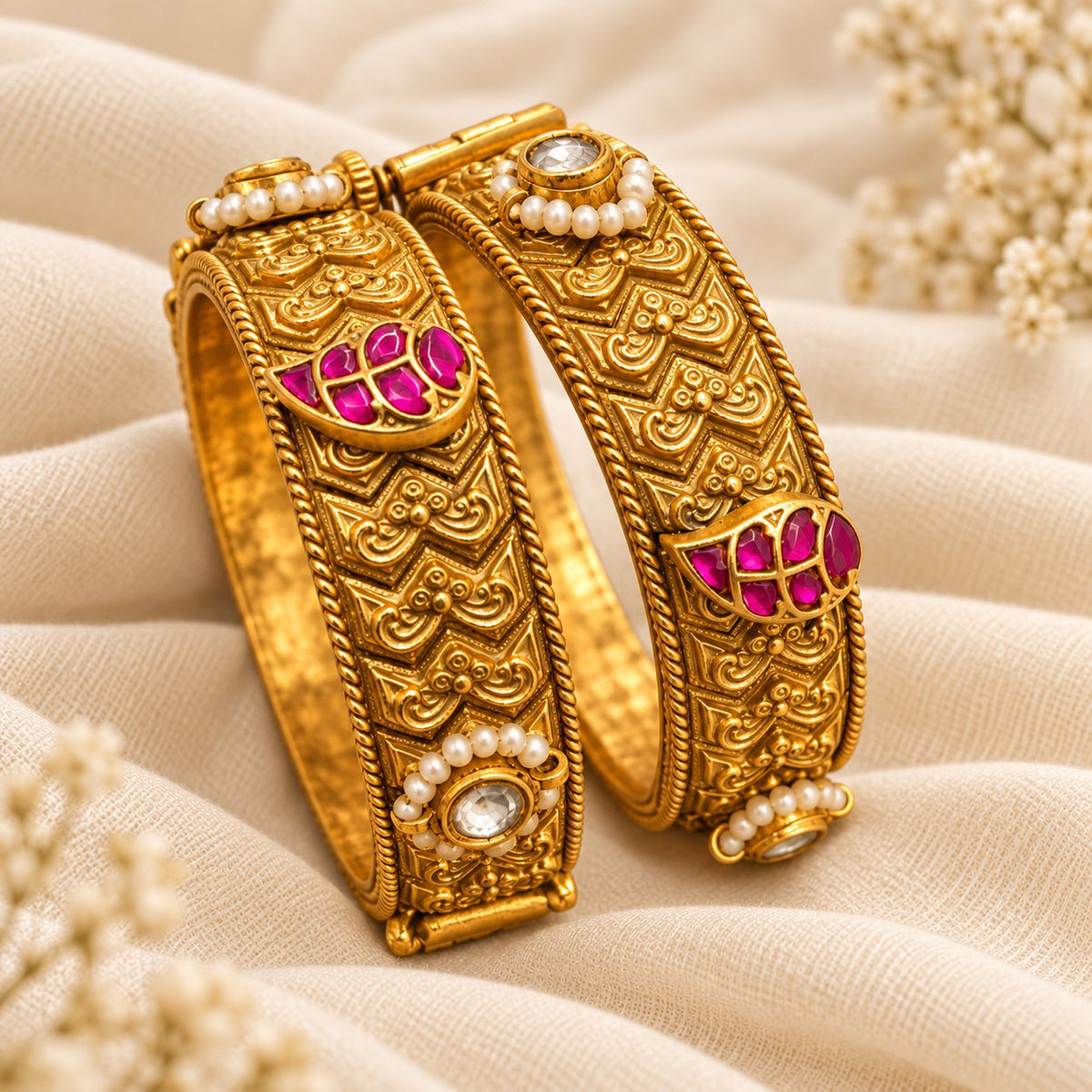 Gulabi Heritage Bangles, photo 1
