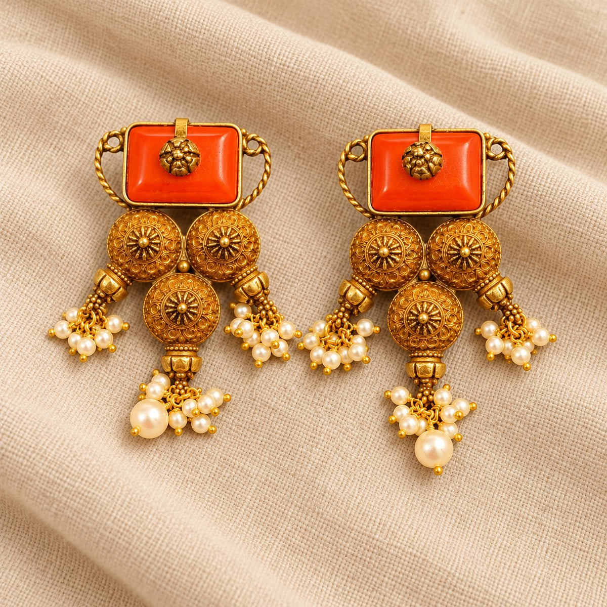 Kanakavali Coral Bead Earrings, photo 1