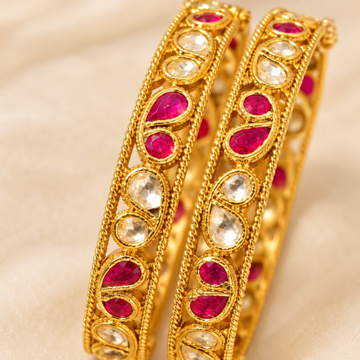 Manikya Paisley Kundan Bangles, photo 2