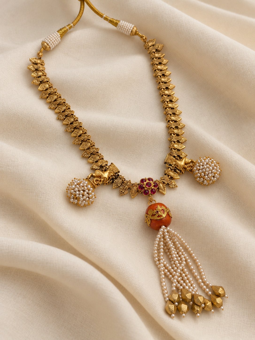 Mrinalini Pearl Tassel Kanti Necklace, photo 3