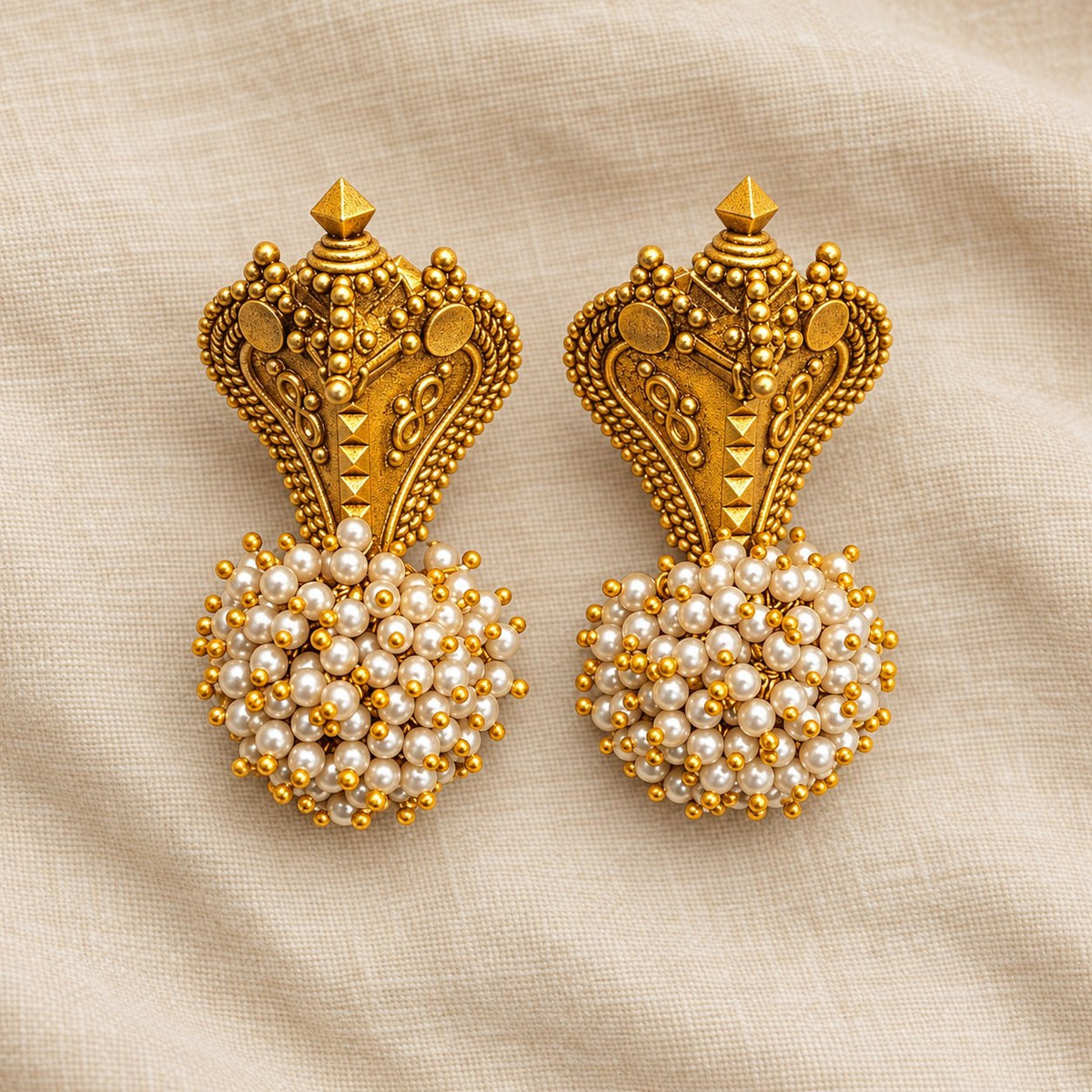 Mukta Shikhara Earrings, photo 1
