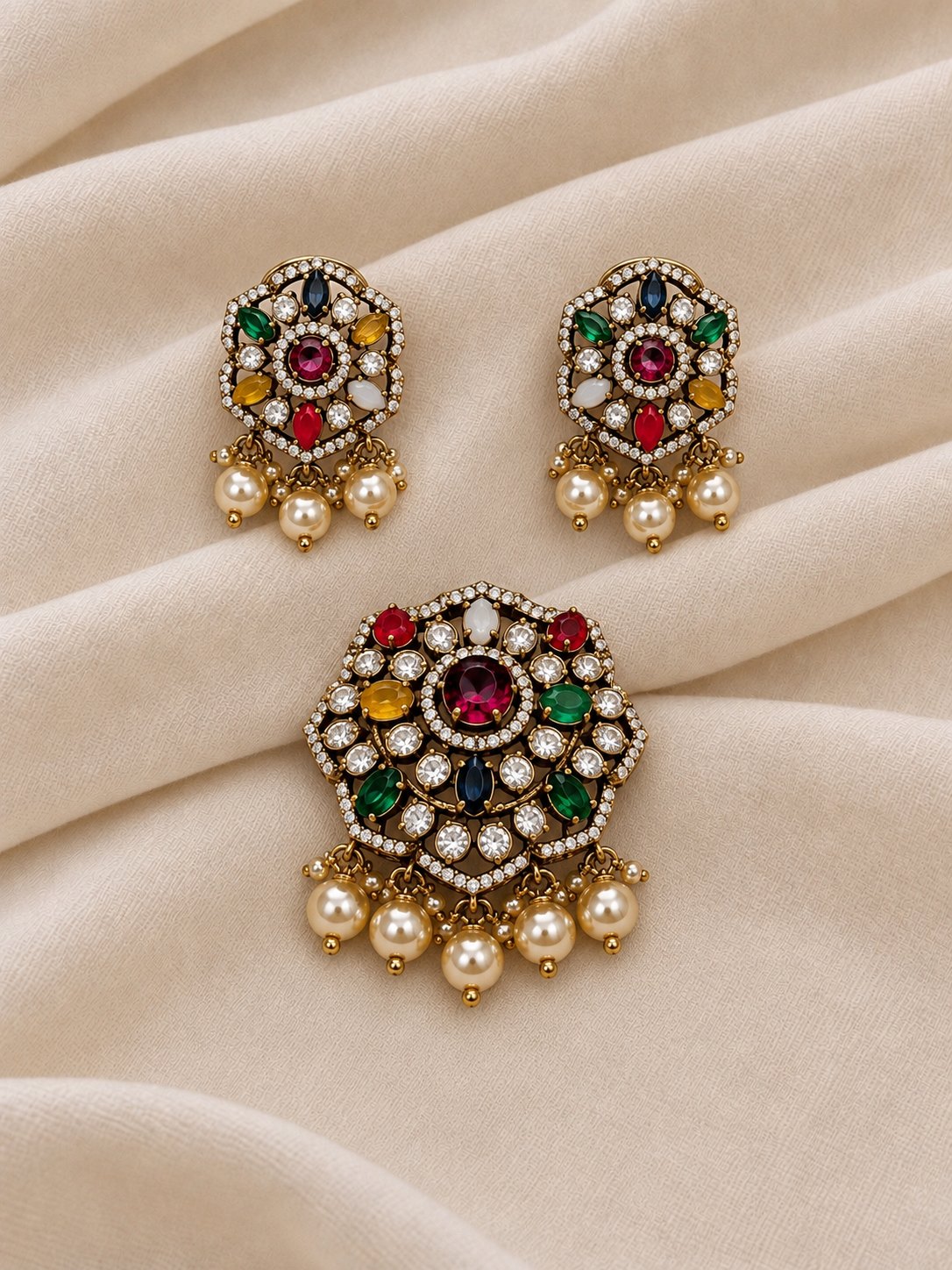 Navaratna Chandrika Pendant Set, photo 1