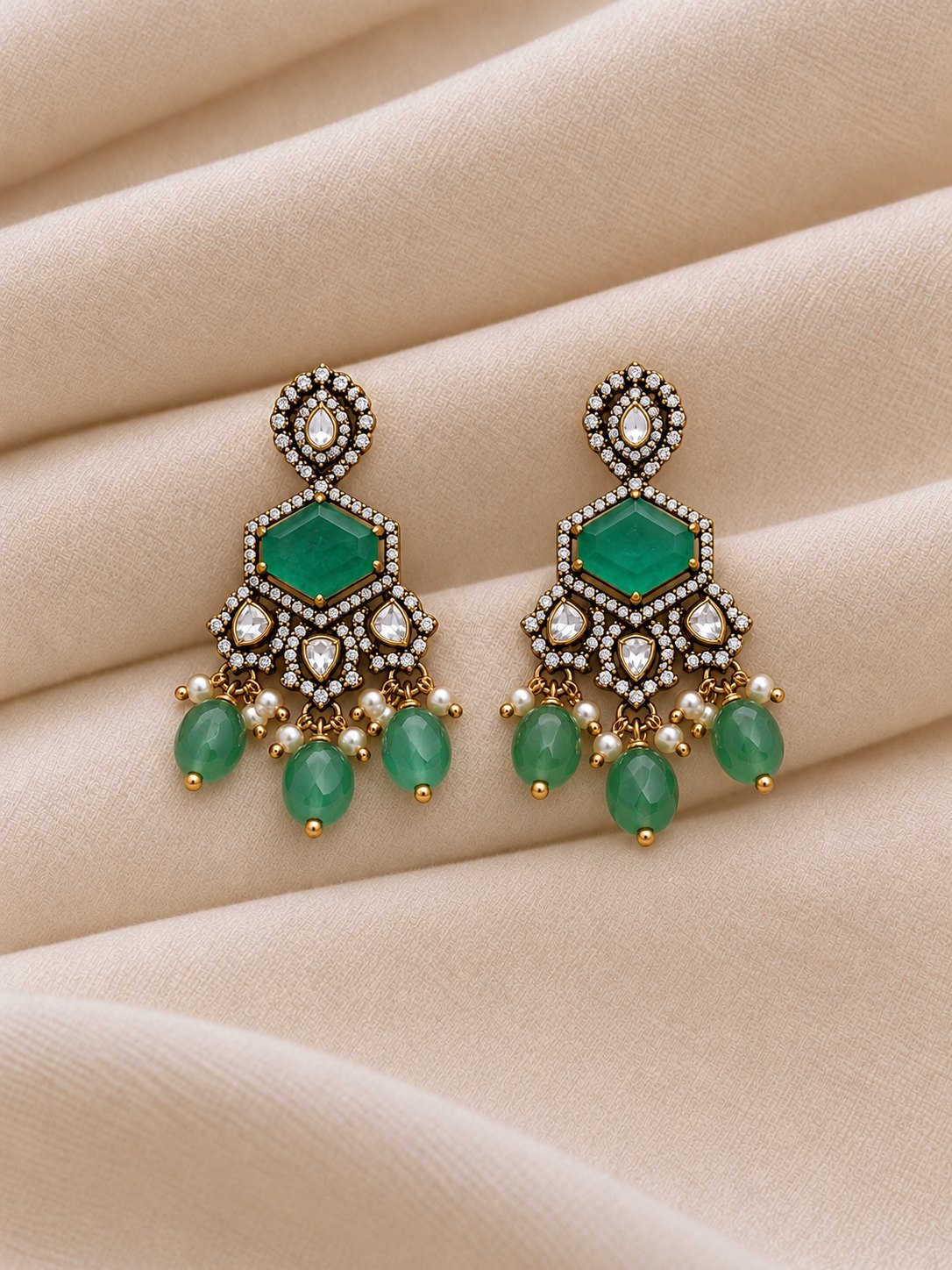 Pranavi Jade Moissanite Pendant Set, photo 3