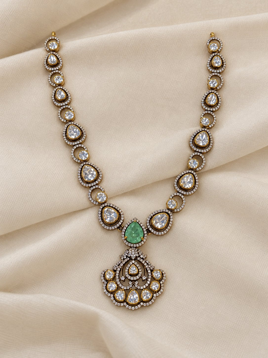 Saumya Panna Moissanite Necklace & Earrings Set, photo 1