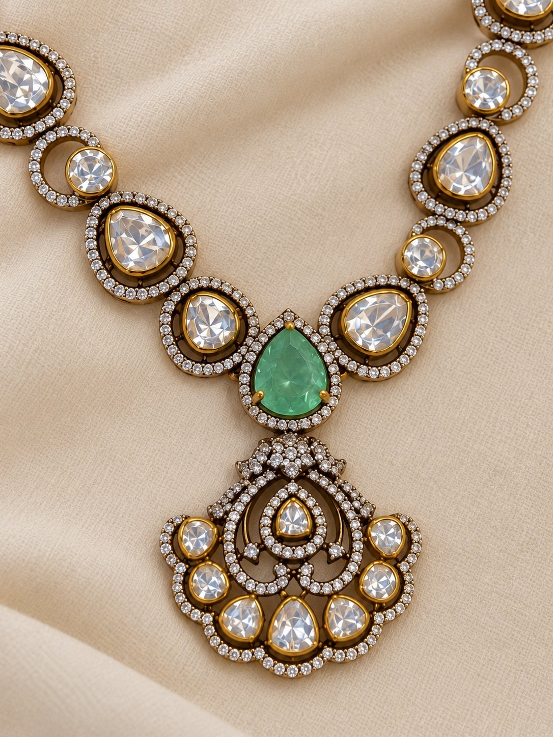 Saumya Panna Moissanite Necklace & Earrings Set, photo 2